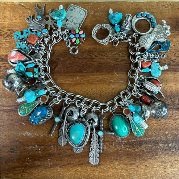 Vintage Jewelry - Vintage Southwest Turquoise Native American Sterling 925 Silver Charm Bracelet
